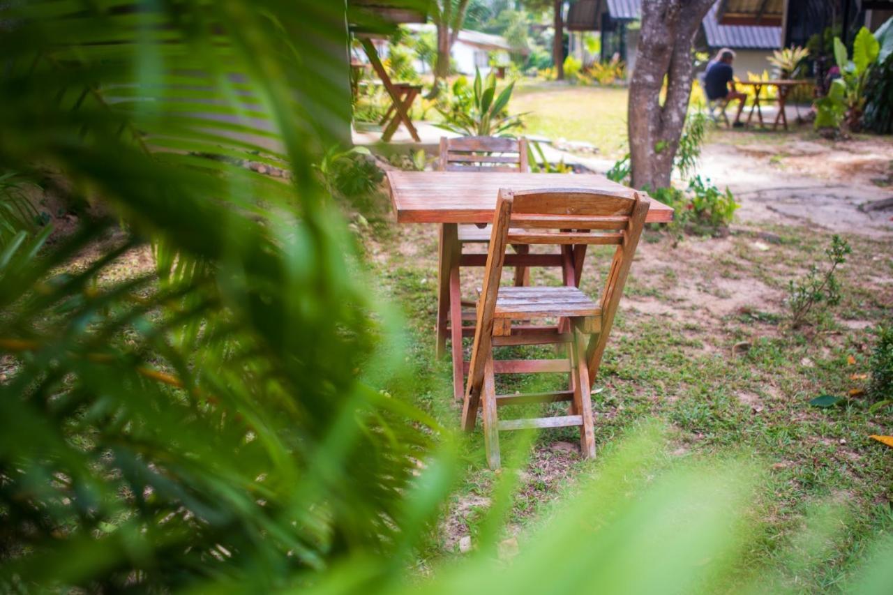 Cashewnut Tree Resort Ko Lanta Dış mekan fotoğraf