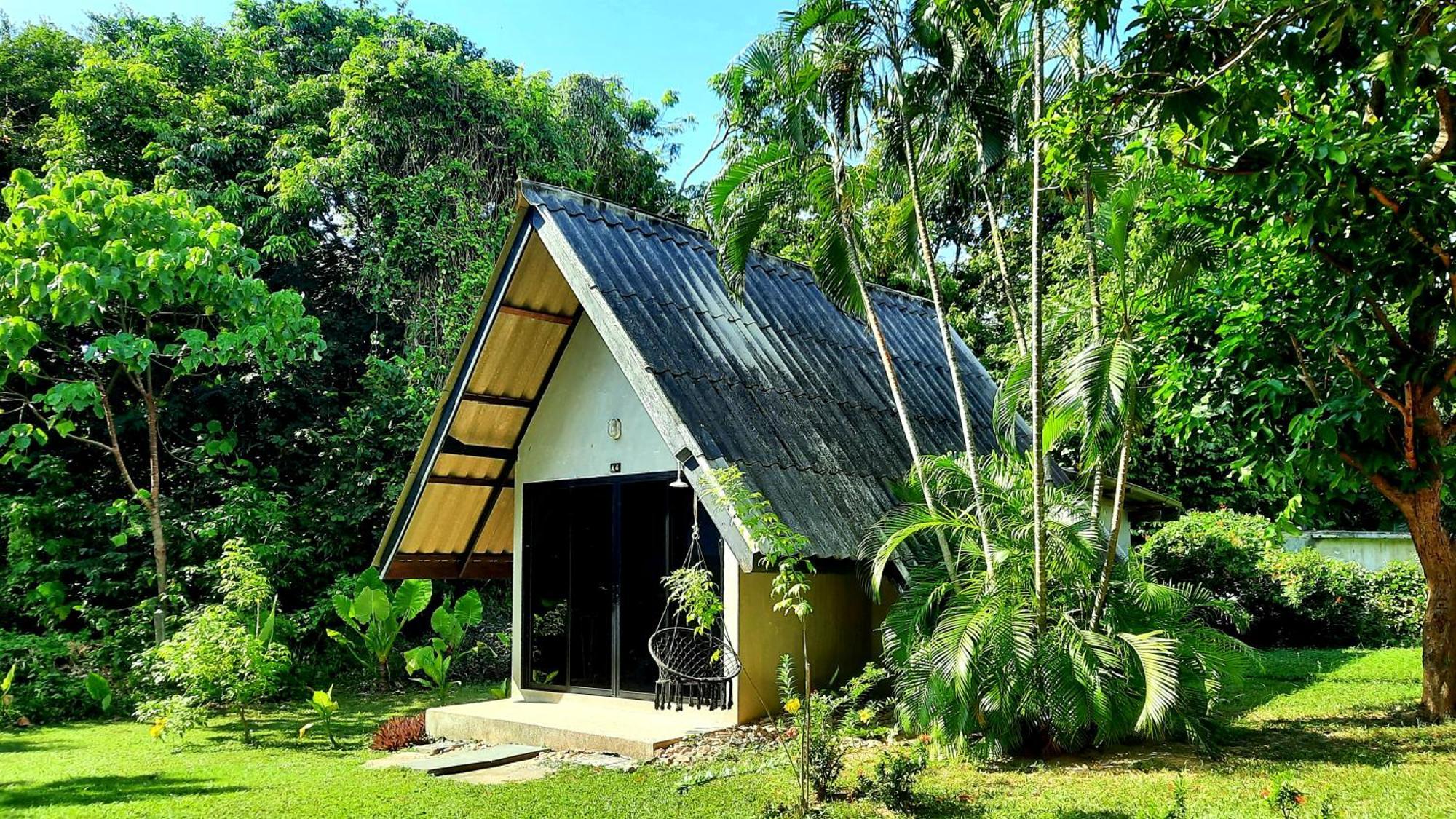 Cashewnut Tree Resort Ko Lanta Dış mekan fotoğraf