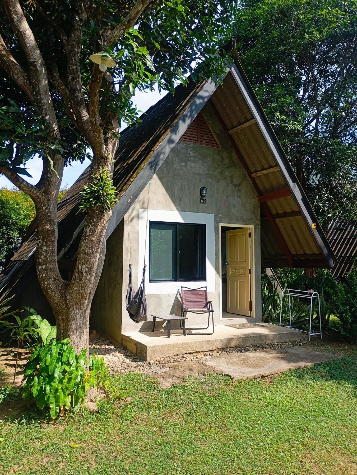 Cashewnut Tree Resort Ko Lanta Dış mekan fotoğraf
